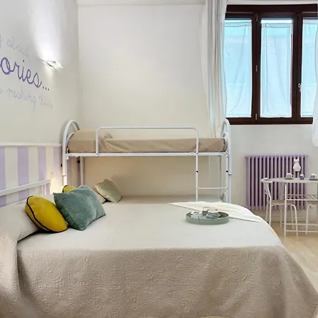 Holihome Le Rose Guest house